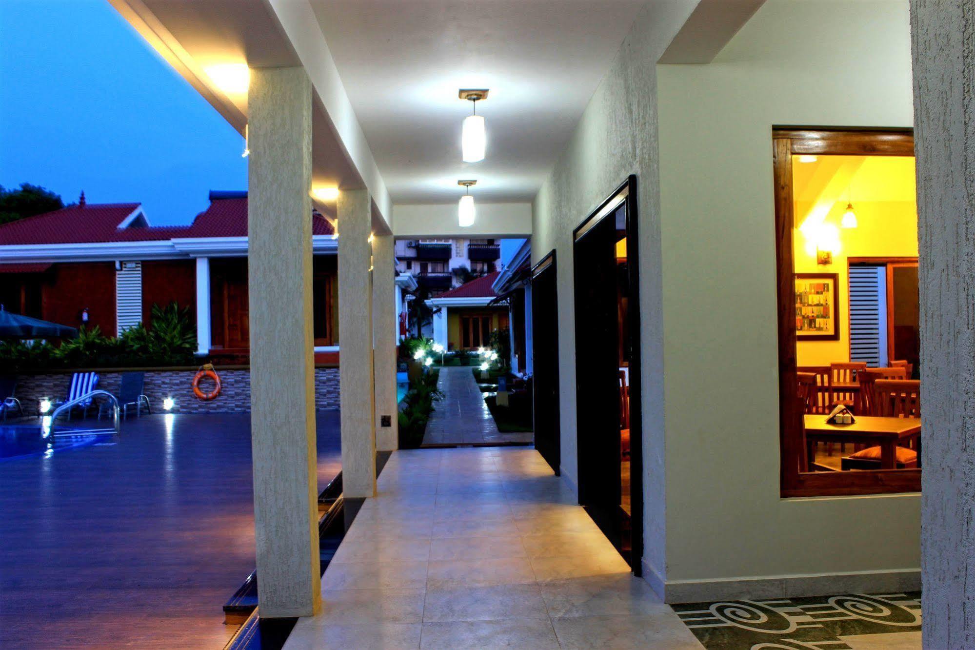 The Grand Leoney Resort Вагатор Екстериор снимка